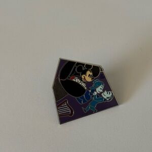 2025 Haunted Mansion Map Puzzle Pin LE 475 Doom Buggy Mickey